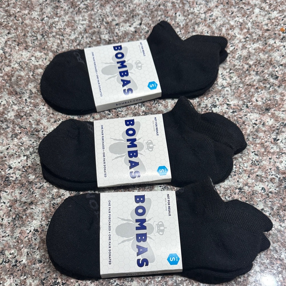 Bombas kids Black Ankle Socks